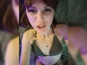 Bongacams Live Sex Cam of Vikeyna