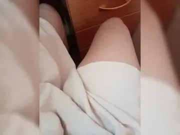 Bongacams Watch Live Sex Cams of Molii-Molii35