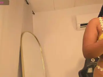 Bongacams Live Sex Cam of aishaBigass