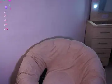 Bongacams Live Sex Cam of alondrasparrow