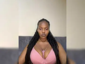 Bongacams Nude Webcam of Curvy-maxy9