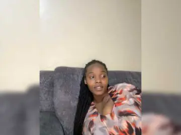 Bongacams Private Sex Chat of Curvy-maxy9