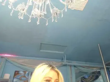 Bongacams Free Live Porn of adrianna_fox