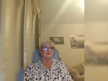 Bongacams Free Porn Cam of KarinkaSweet