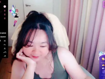 Bongacams Watch Live Sex Cams of SassyGiirl