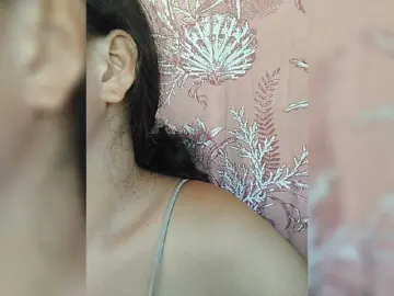 Bongacams Free Porn Cam of XXhornywetprincess99XX