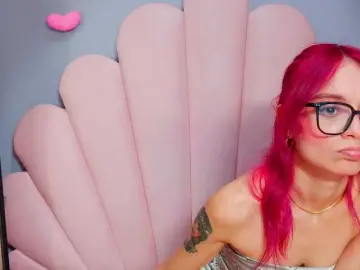 Bongacams Sex Chat of LUCYMILLER