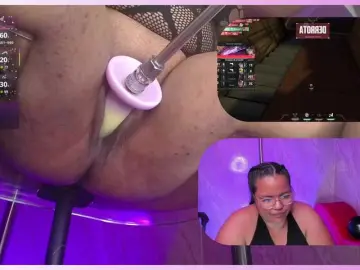 Bongacams Adult Webcam of MhiaRey