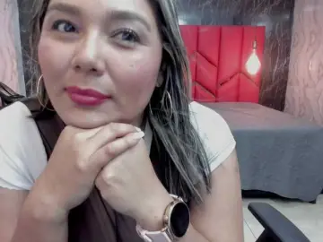 Bongacams Best live sex cam show of LatinaHoleQueen-1