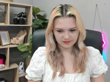 Bongacams Adult Webcam of SweetLilyxo