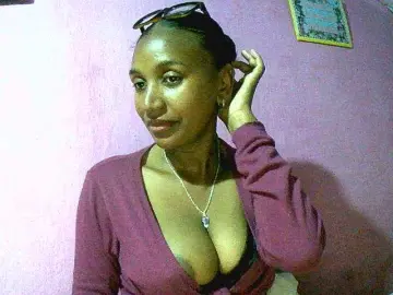 Bongacams Private Sex Chat of Mynah