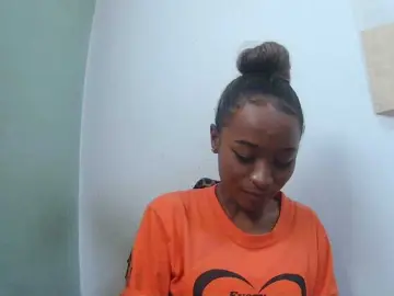 Bongacams Live Sex Cam of Chou1