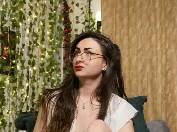 Bongacams Sex Chat of NaughtYHomemadE