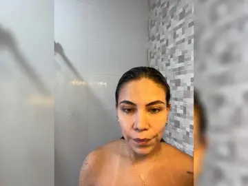 Bongacams Free Porn Cam of APRILHILL