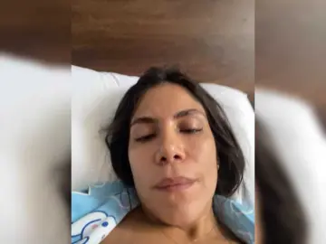 Bongacams Free Porn Cam of APRILHILL