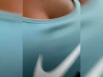 Bongacams Sex Cam of APRILHILL