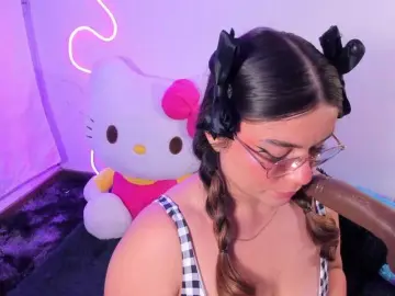 Bongacams Live Sex Cam of Belacurvyx