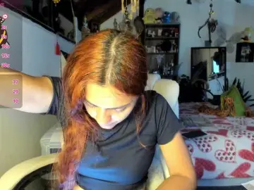 Bongacams Nude Webcam of SmilingSalor