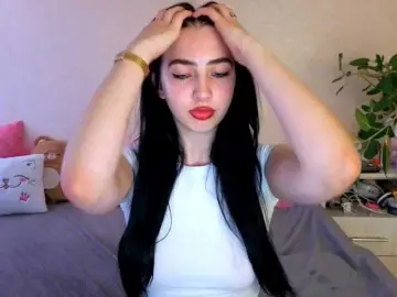 Bongacams Watch Live Sex Cams of WildKittenX