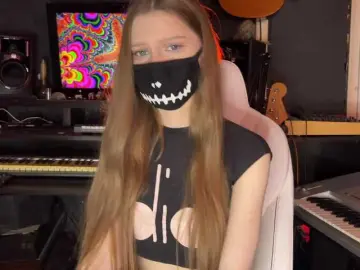 Bongacams Watch Live Sex Cams of zus-pic