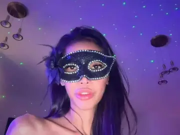 Bongacams Nude Webcam of XMissVictoriaX