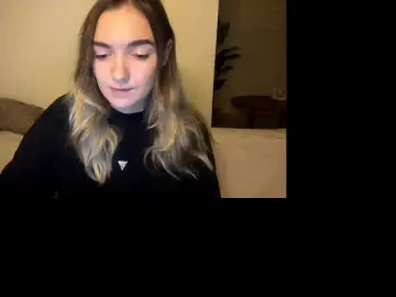 Bongacams Free Live Porn of RoxyHorny