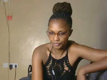 Bongacams Live Sex Cam of cutieglo