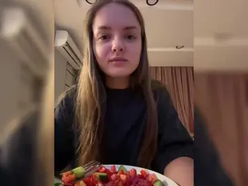 Bongacams Live Sex Cam of Lunaaaura