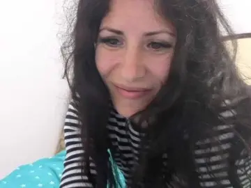 Bongacams Watch Live Sex Cams of evacrisxxxx