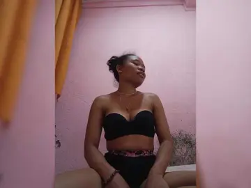 Bongacams Live Sex Cam of Luicia