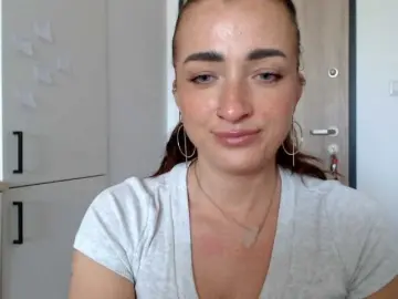 Bongacams Live Sex Cam of LorennePlay