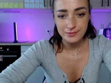 Bongacams Free Live Porn of LorennePlay