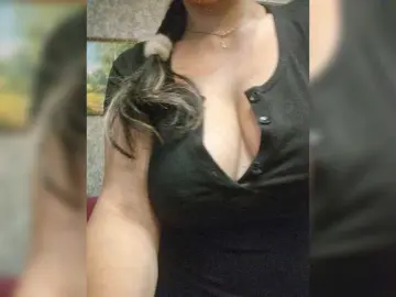 Bongacams Watch Live Sex Cams of Lalili