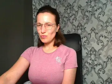 Bongacams Adult Video Chat of BellaKisss1
