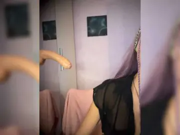 Bongacams Sex Chat of KiraWhite