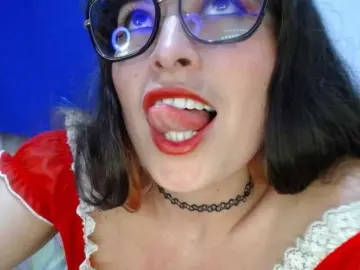 Bongacams Free Porn Cam of alexandra-94