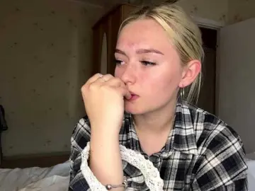 Bongacams Private Sex Chat of DulcieDrinkall