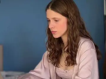 Bongacams Watch Live Sex Cams of Esenialive