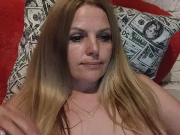 Bongacams Sex Cam of AngelAlone