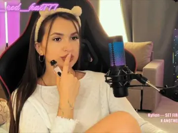 Bongacams Live Sex Cam of Supergirl7771