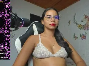 Cam4 Best Webcam of hoffman_alisson