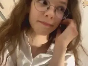 Cam4 Sex Cam of BambiHipkins