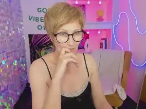 Cam4 Live Porn of ParisCherry