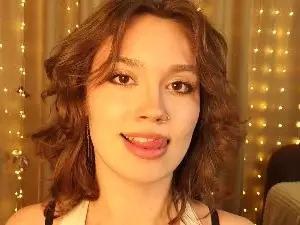 Cam4 Free Live Porn of CicelySmeja