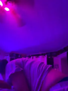 Cam4 Watch Live Sex Cams of SaraLaw22