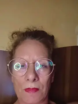 Cam4 Live Porn of LunaRougeX