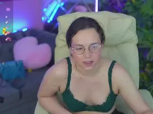 Cam4 Private Sex Chat of ArinaVoice