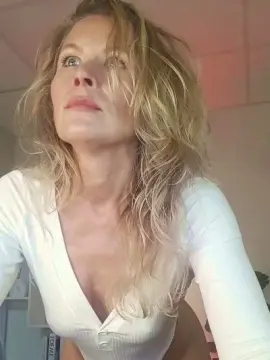 Cam4 Best Webcam of Julia__Giulia