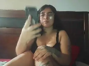 Cam4 Private Sex Chat of KreepyH0e_