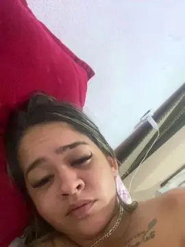 Cam4 Live Sex of Thathah22